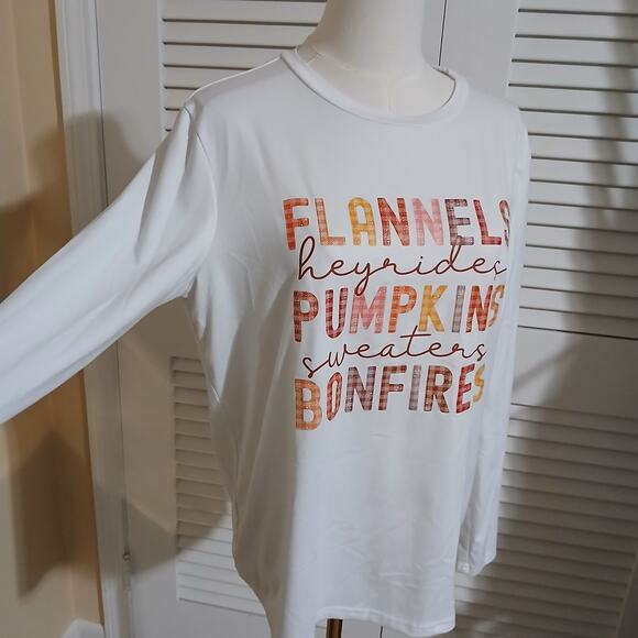 Shein Women's Medium Cream Long-Sleeved Fall-Themed Teeshirt Top - Picture 1 of 12